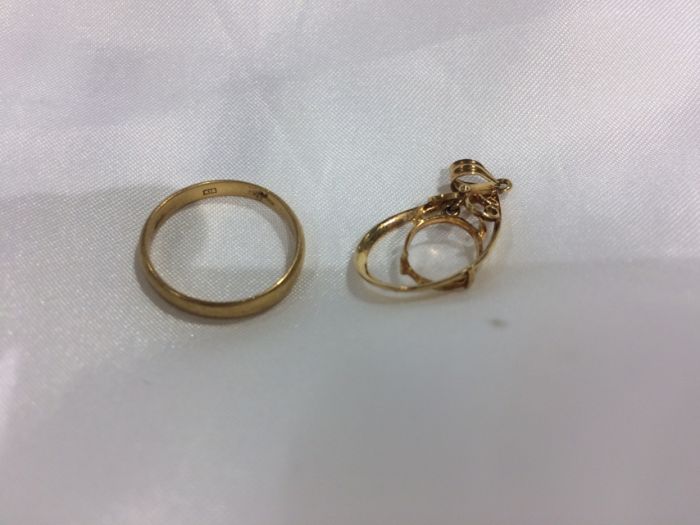 宝塚市 金・純金製品 金地金 高価買取 K18 リング トップ キングラム宝塚インター店